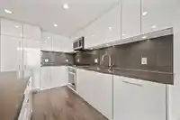 2404 3100 WINDSOR GATE - thumbnail 6