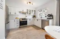 10 8968 208 STREET - thumbnail 3