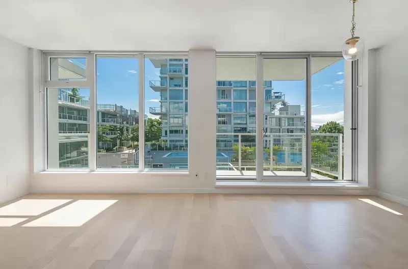 503 2220 KINGSWAY - photo 3 of 28