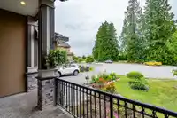 16492 104A AVENUE - thumbnail 3