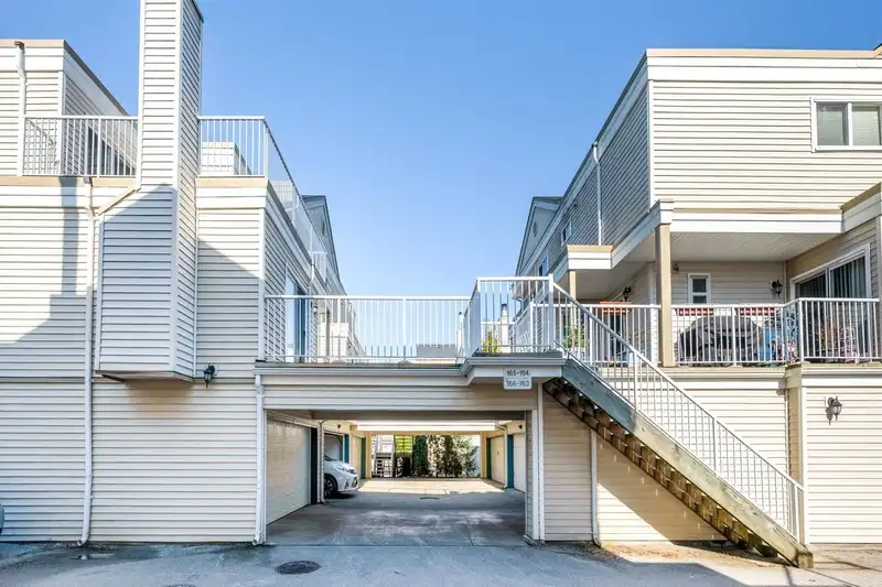 165 10077 156 STREET - photo 3 of 22