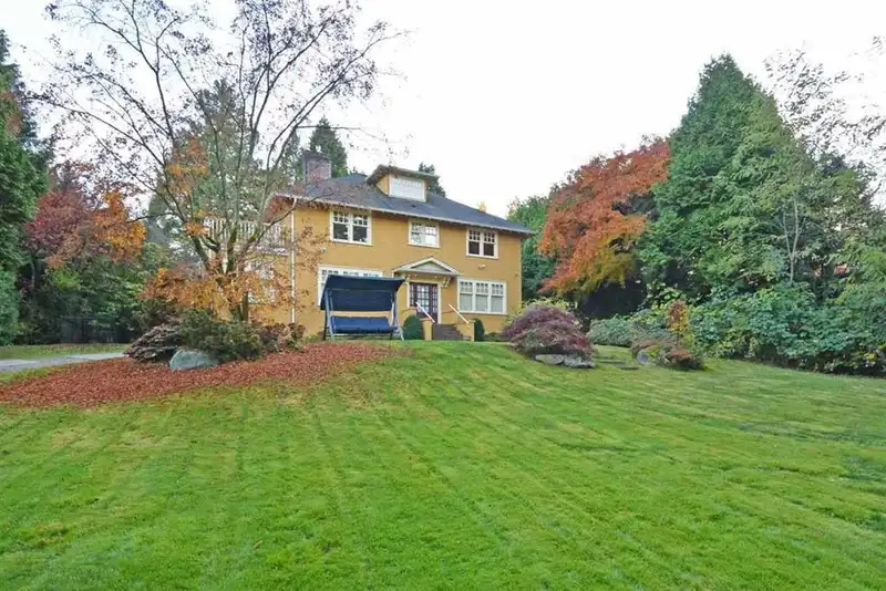 1350 W 15TH AVENUE - photo 1 of 40