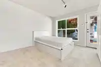 1039 W 29TH AVENUE - thumbnail 9
