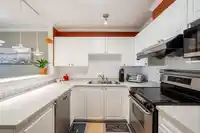 109 6588 SOUTHOAKS CRESCENT - thumbnail 12