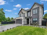 4351 64 STREET - thumbnail 2