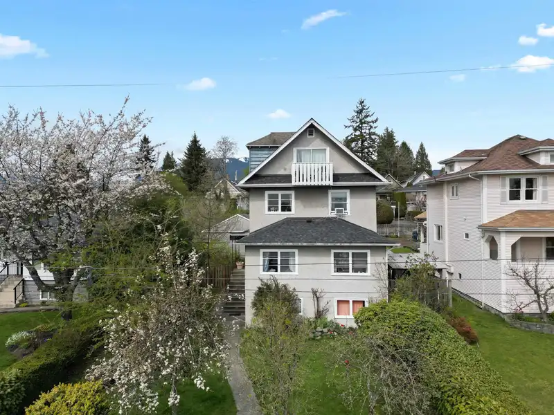 444 E 6TH STREET - photo 1 of 36