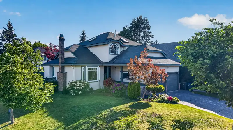 16296 87 AVENUE - photo 1 of 40