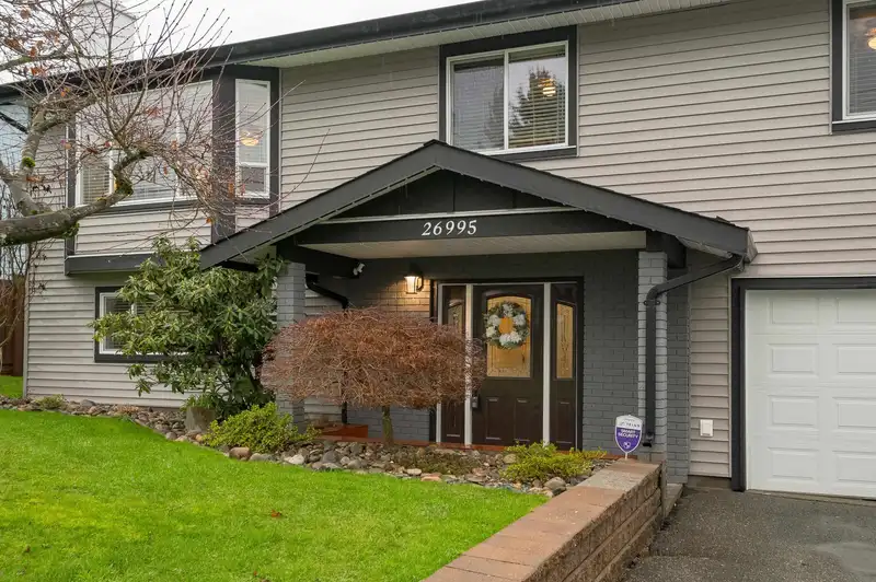 26995 28 AVENUE - photo 4 of 40