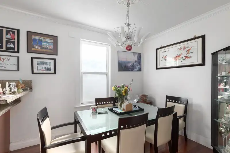 309 E WOODSTOCK AVENUE - photo 4 of 24