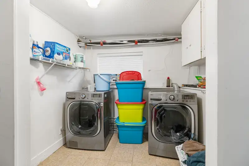 12847 106 AVENUE - photo 3 of 33