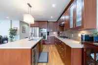 7250 199 STREET - thumbnail 11