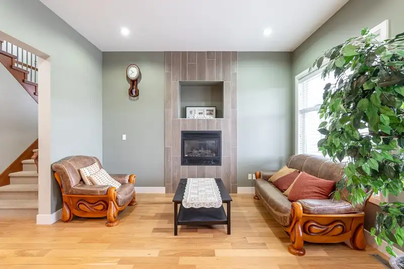 7250 199 STREET - photo 4 of 36