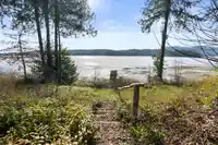 6129 SECHELT INLET ROAD - thumbnail 35