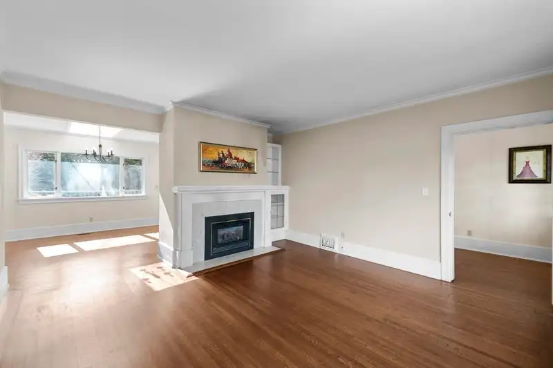 4278 W 12TH AVENUE - photo 3 of 11