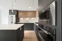 3007 8551 201 STREET - thumbnail 1