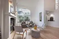 1545 SALAL CRESCENT - thumbnail 2