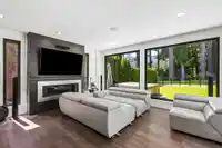 4577 CAPILANO ROAD - thumbnail 7