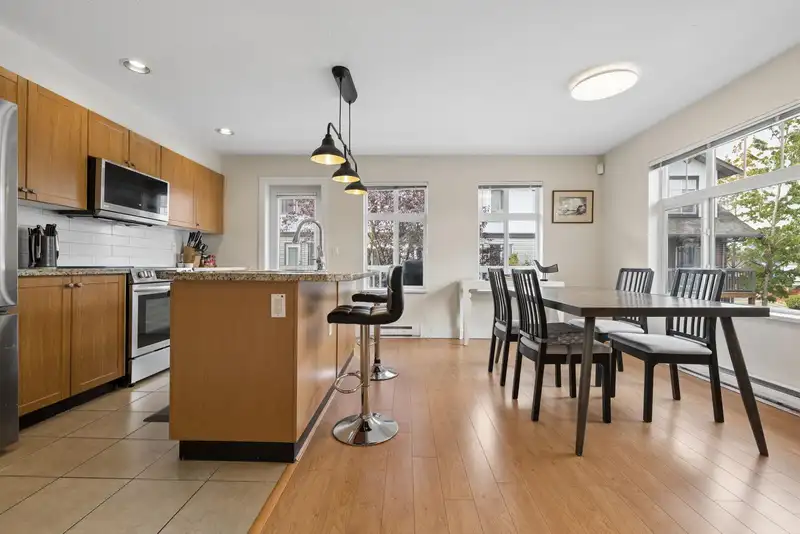 119 16177 83 AVENUE - photo 3 of 28