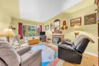 956 E 21ST AVENUE - thumbnail 2