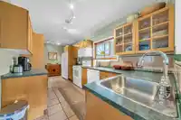 956 E 21ST AVENUE - thumbnail 5