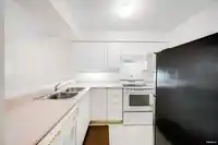 110 1615 FRANCES STREET - thumbnail 15