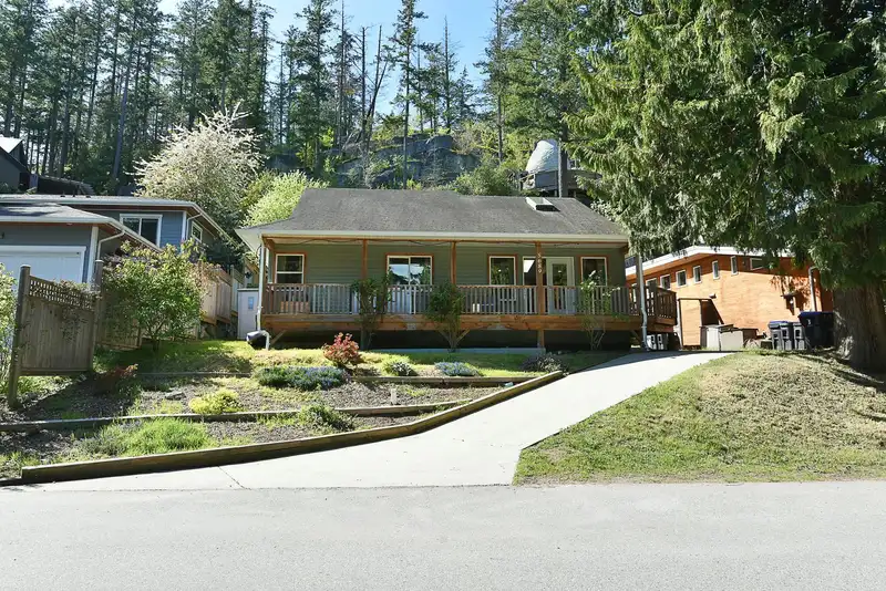 5689 SALMON DRIVE - photo 1 of 19