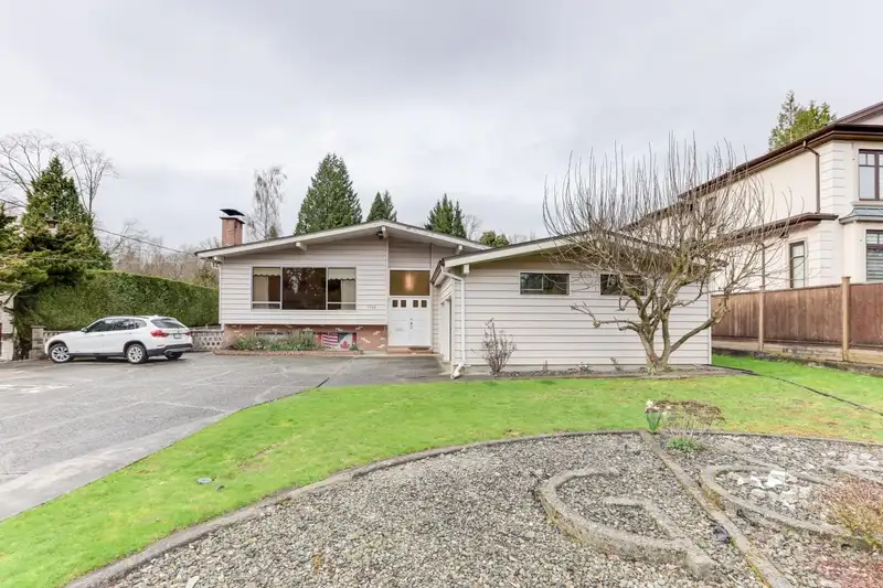 7765 GOVERNMENT ROAD - photo 2 of 34