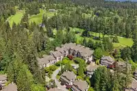 306 1140 STRATHAVEN DRIVE - thumbnail 1