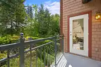 306 1140 STRATHAVEN DRIVE - thumbnail 6