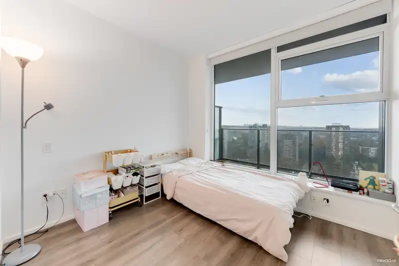 1710 3809 EVERGREEN PLACE - photo 4 of 36