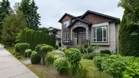 1975 COQUITLAM AVENUE - thumbnail 2