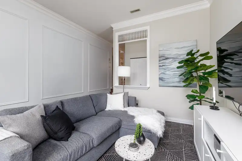 80 8888 216 STREET - photo 2 of 40