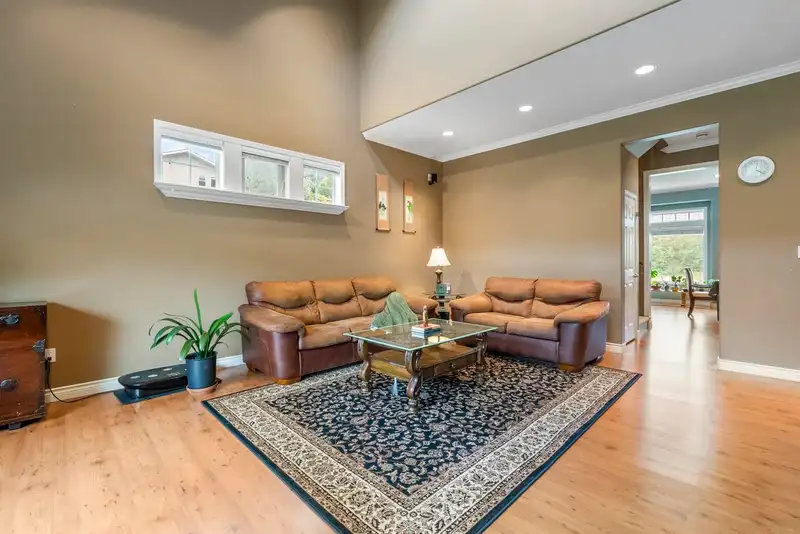 2 4615 232 STREET - photo 4 of 40