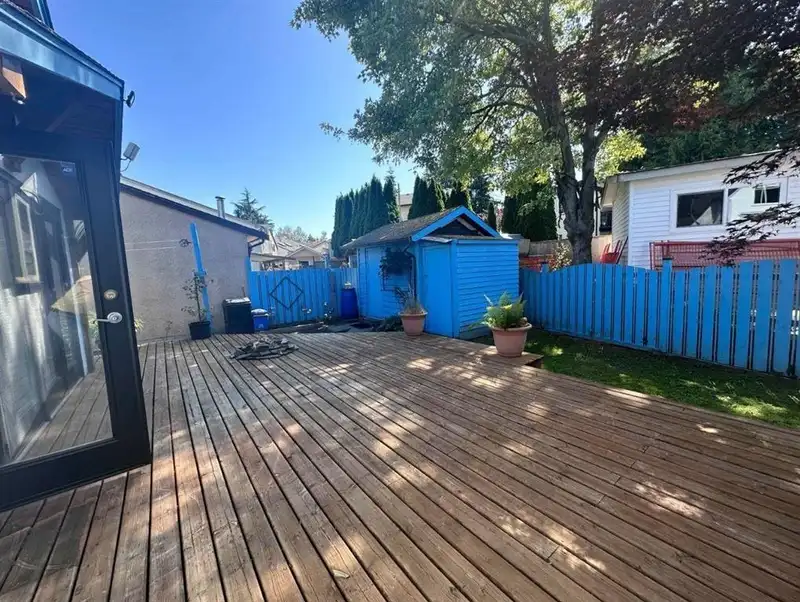 7269 129B STREET - photo 3 of 10