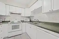 308 1476 W 10TH AVENUE - thumbnail 10
