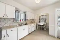 2578 OXFORD STREET - thumbnail 8