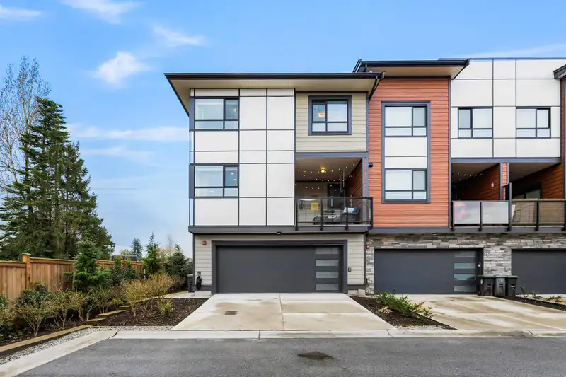 77 20150 81 AVENUE - photo 2 of 40