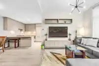 108 1182 WESTWOOD STREET - thumbnail 1