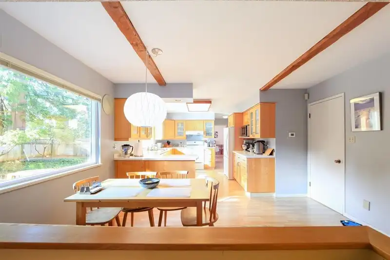 6415 BUCKINGHAM DRIVE - photo 3 of 22