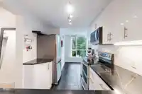 303 1345 BURNABY STREET - thumbnail 10