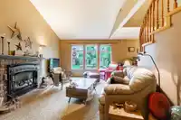 1249 ROYAL COURT - thumbnail 9