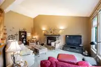 1249 ROYAL COURT - thumbnail 10