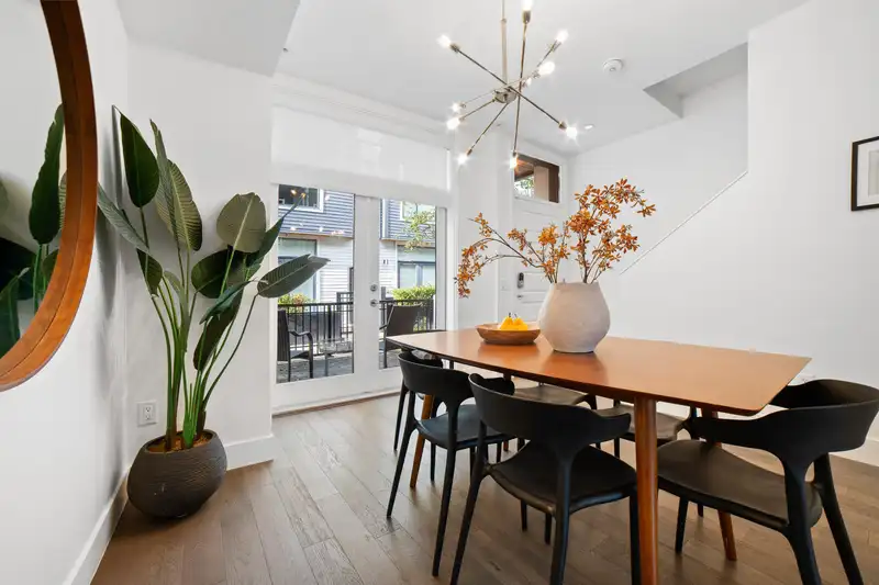 7458 GRANVILLE STREET - photo 2 of 37