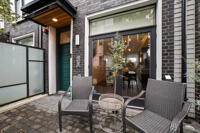7458 GRANVILLE STREET - photo 3 of 37