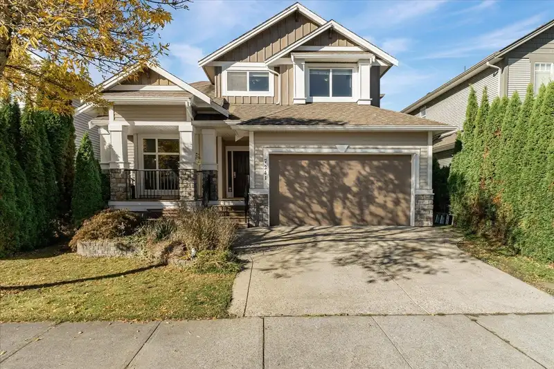 7241 197 STREET - photo 1 of 37