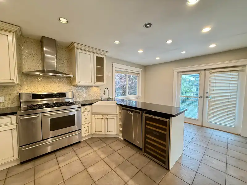 6525 CARNEGIE STREET - photo 4 of 25