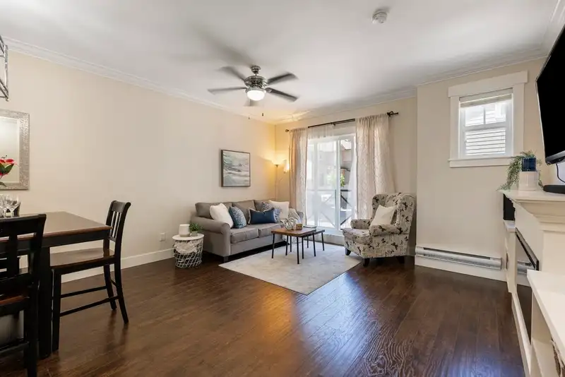 3 5957 152 STREET - photo 3 of 36