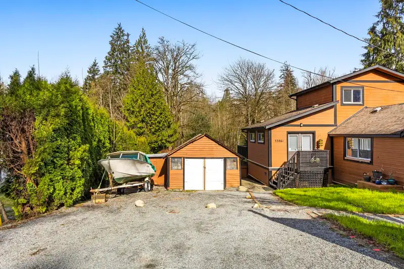 33861 PRENTIS AVENUE - photo 2 of 38