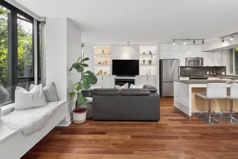 153 W 2ND STREET - photo 4 of 35