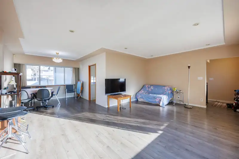 535 W 62ND AVENUE - photo 4 of 33